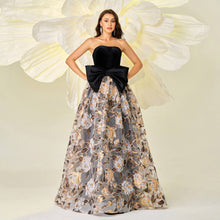 Load image into Gallery viewer, Molly (ICON COLLECTION)