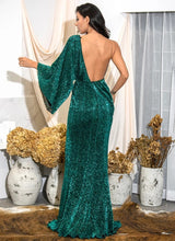Load image into Gallery viewer, Kiki Emerald Green Gown
