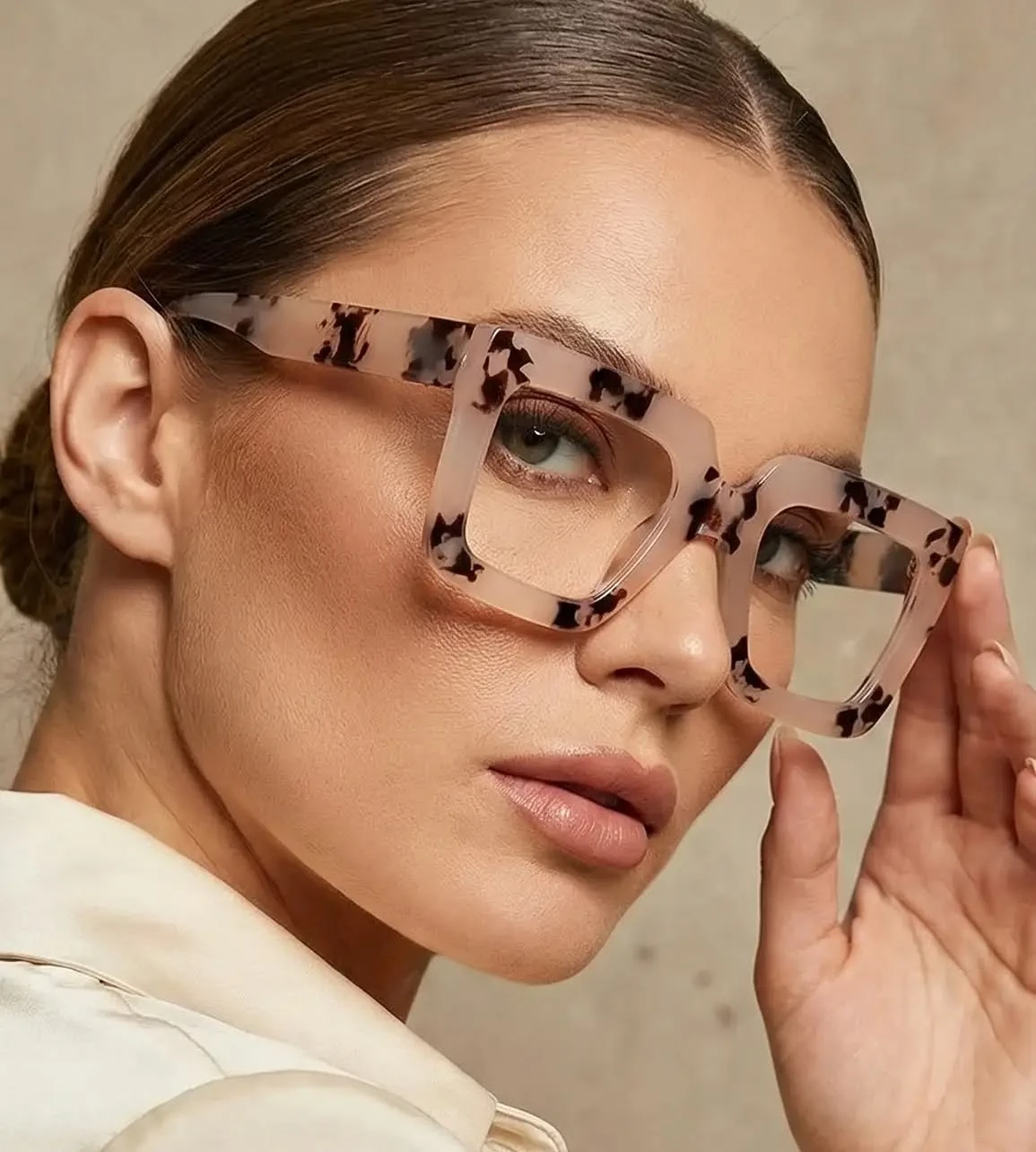 Anteojos de lectura, el nuevo accesorio fashion.