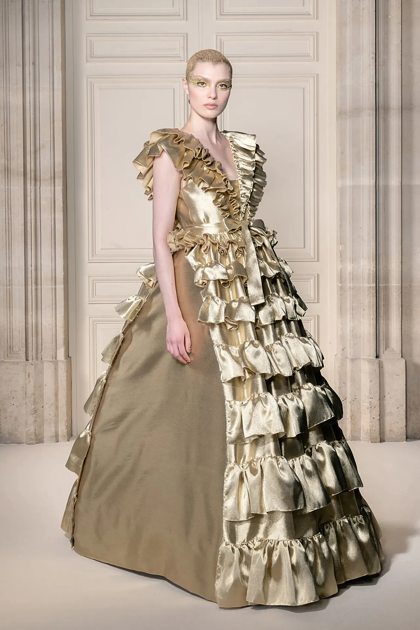 Viktor & Rolf Alta Costura 2026/27.