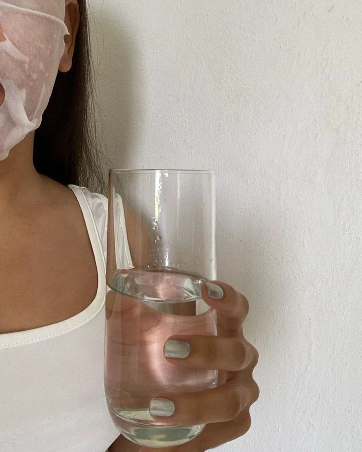 Hydration also starts from within. Drinking water daily contributes to the good condition of the skin, nails, and hair.