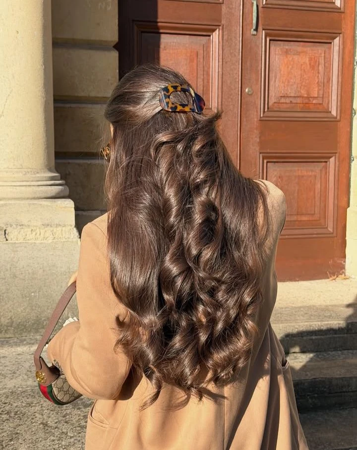 During winter we tend to rely more on the dryer, flat iron, or curling wand to avoid looking frizzy. However, excessive use of these tools can reduce the hair's natural hydration and promote breakage.