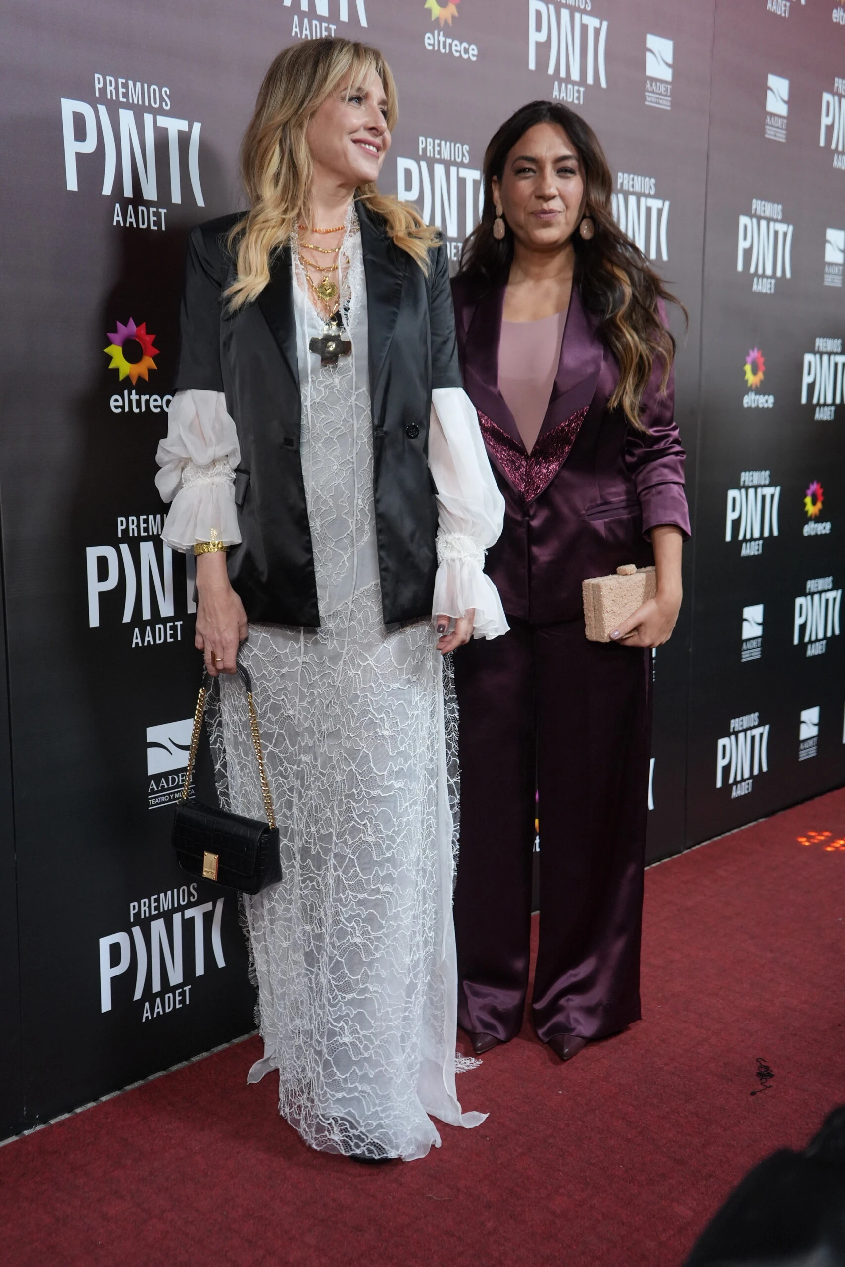 Carla Peterson y Lorena Vega.