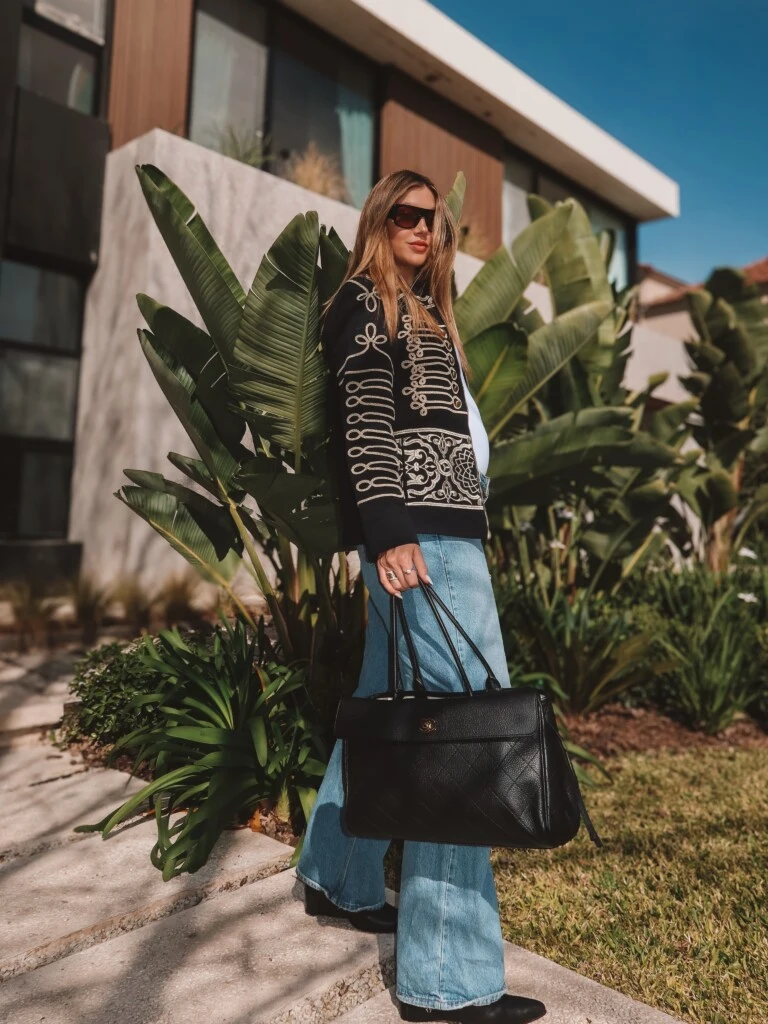 El look de Stephanie Demner. Foto: IG