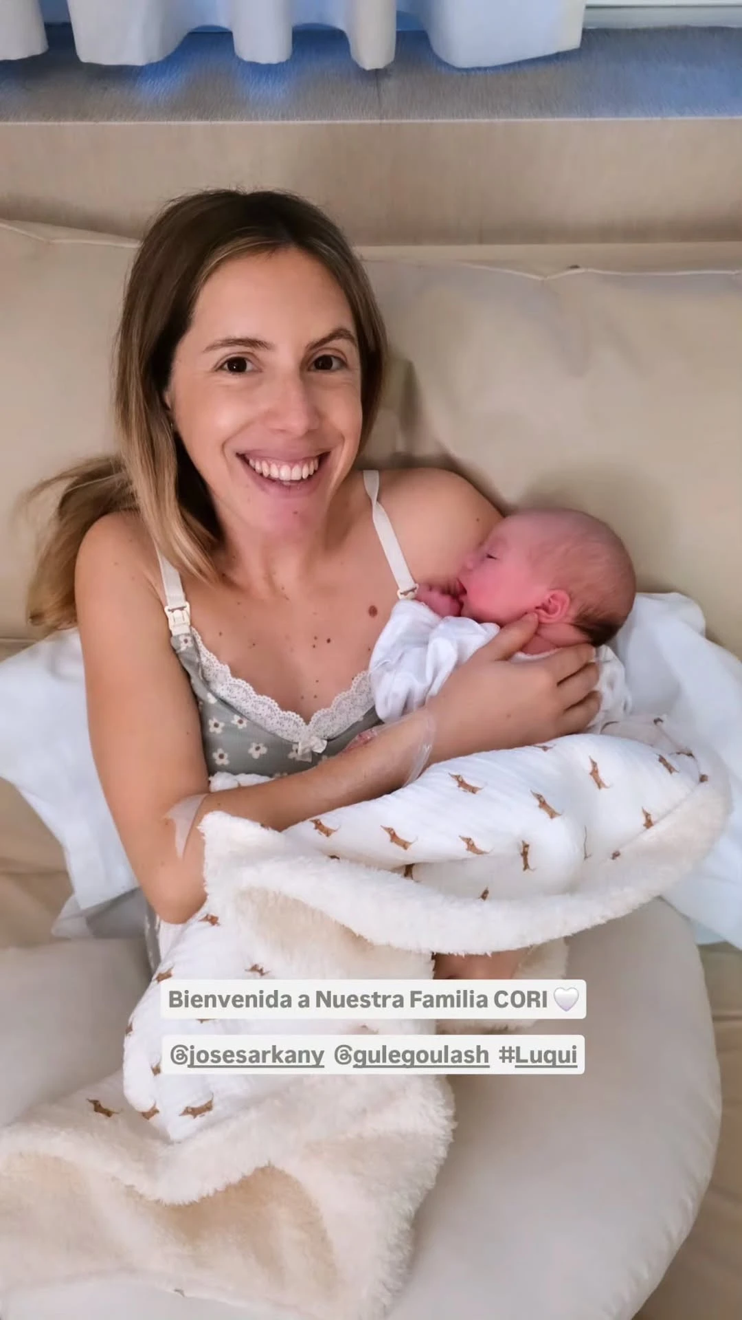 Nació Cora, la segunda hija de Josefina Sarkany: así anunció la feliz noticia y la emoción de toda la familia