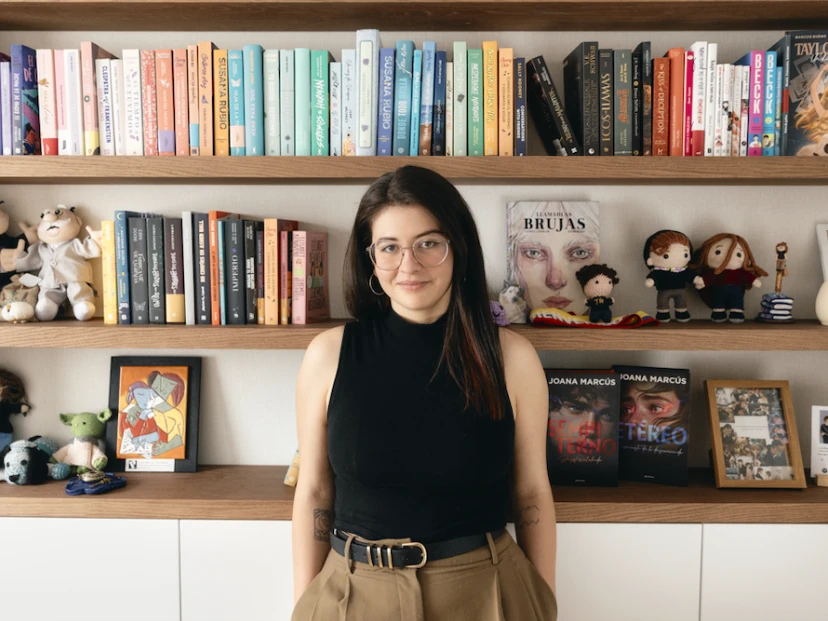 Joana Marcús: "Nobody becomes a writer without having gone through difficult moments"