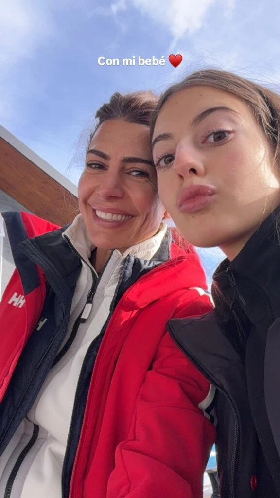 Juliana Awada mostró las tiernas fotos de sus vacaciones de invierno junto a Antonia Macri en la Patagonia