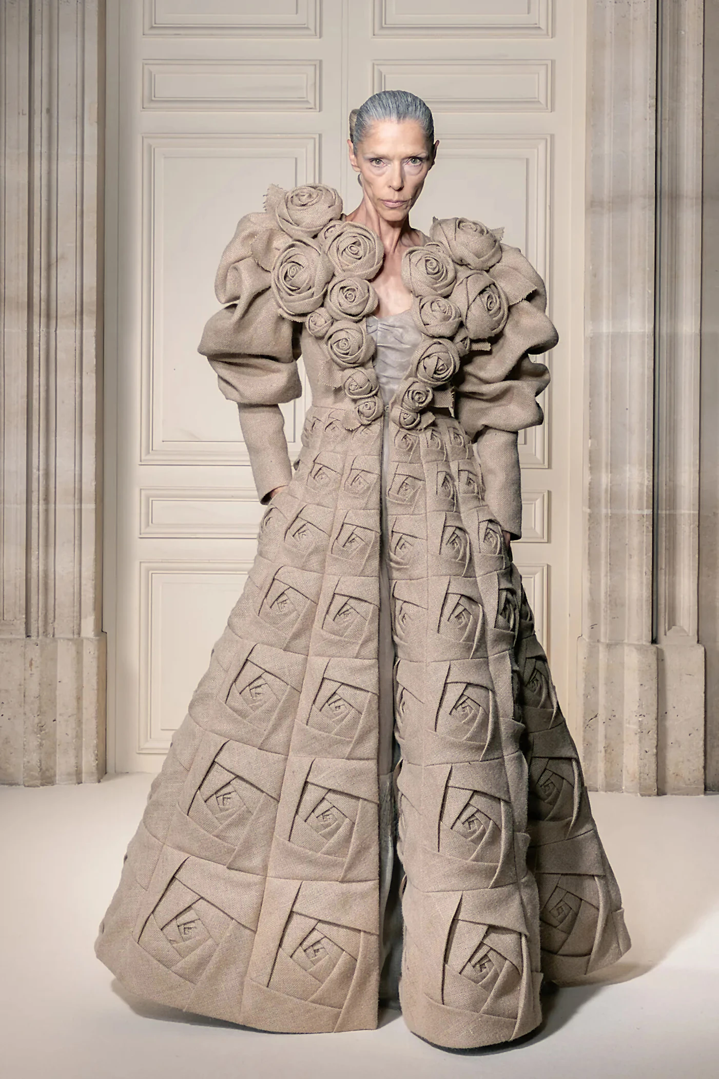 Viktor & Rolf Alta Costura 2026/27.