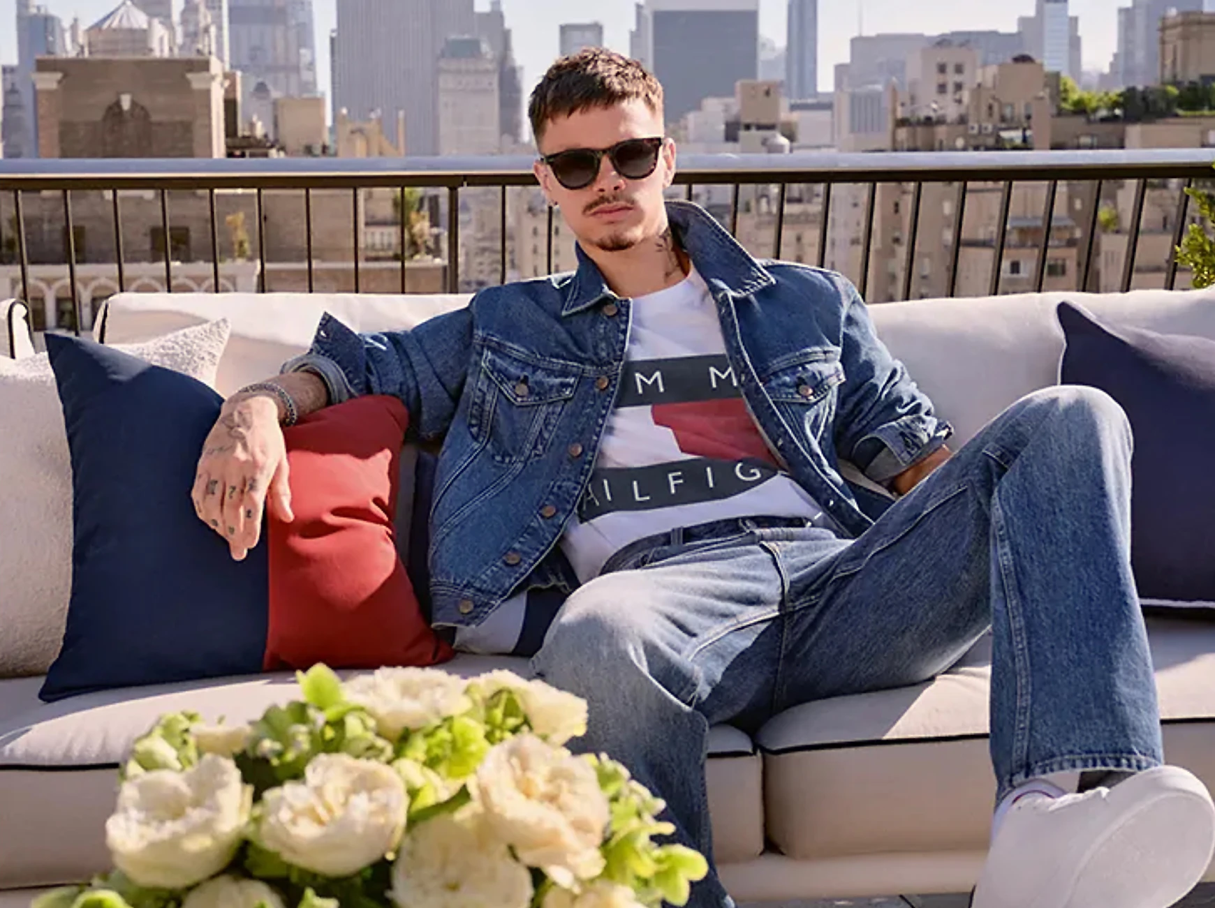 Romeo Beckham en la campaña de Tommy Hilfiger.