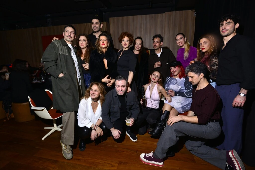 Los protagonistas y equipo de producción de "Charlie y la fábrica de chocolate"
