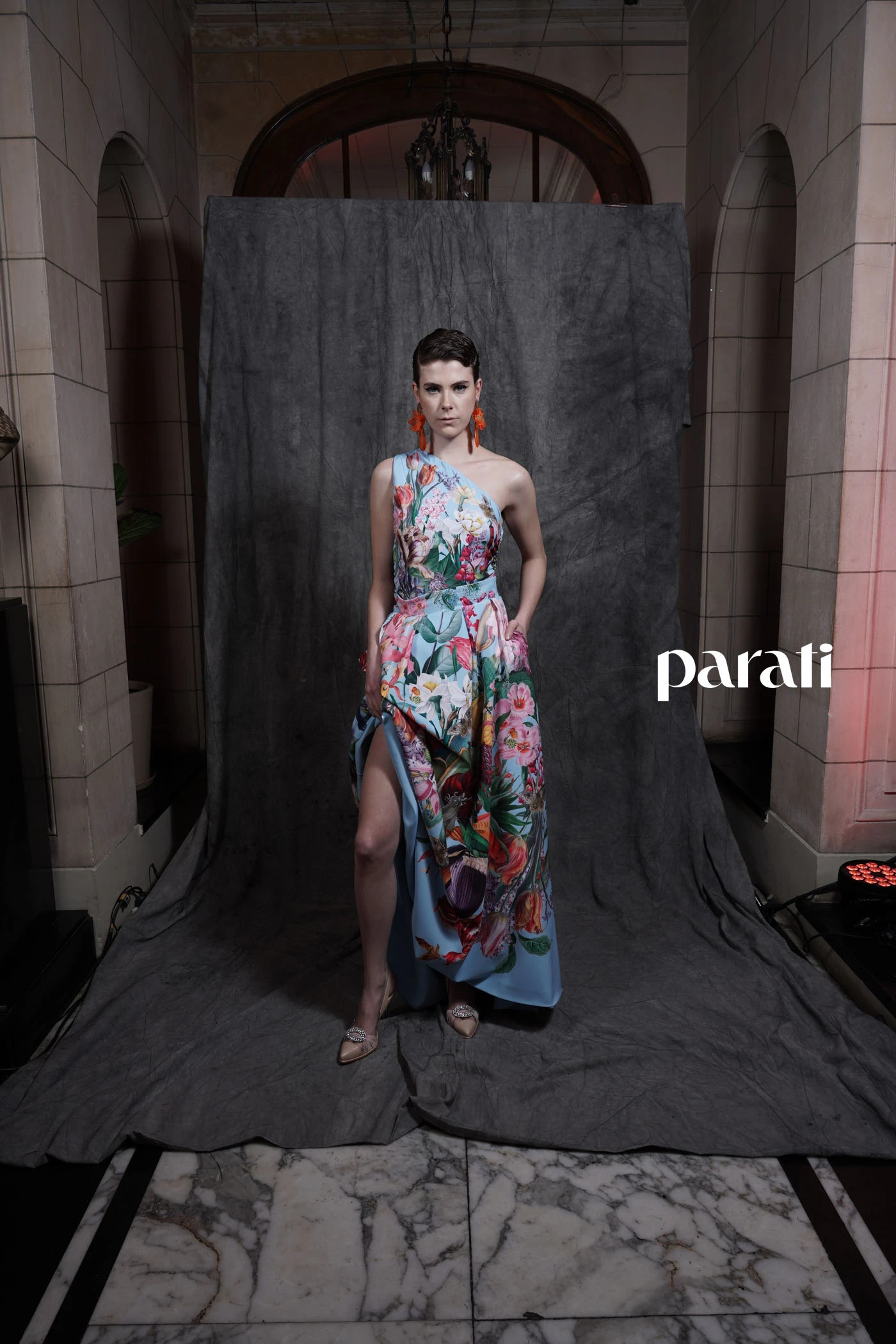 Body y falda estampados @nantolin y stilettos transparentes @sylviegeronimizapatos