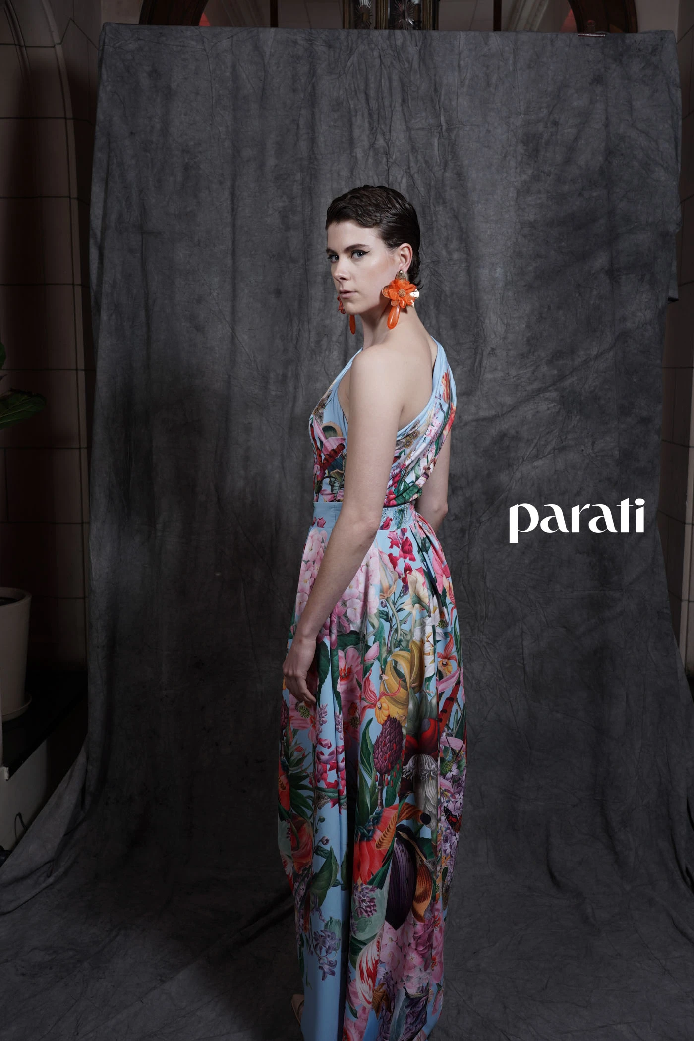 Body y falda estampados @nantolin y stilettos transparentes @sylviegeronimizapatos