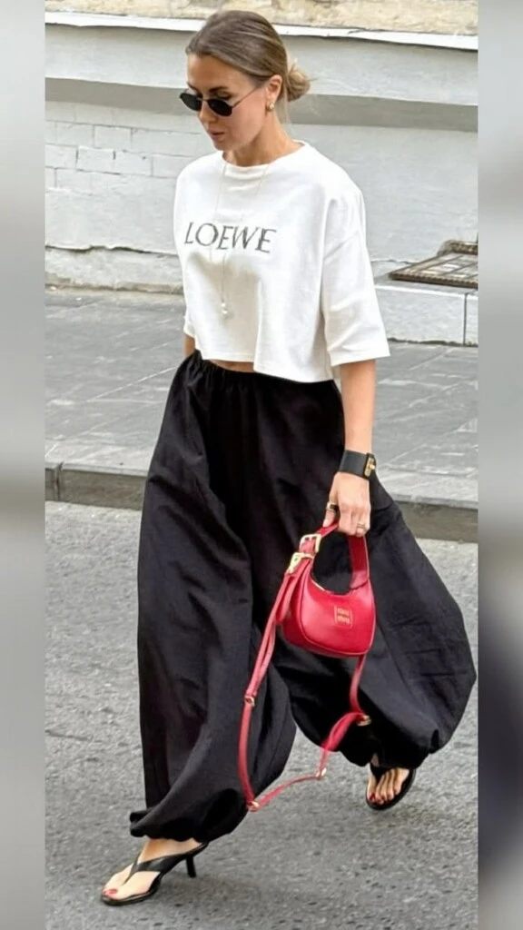 Pantalón globo, el ítem de moda que llega en primavera