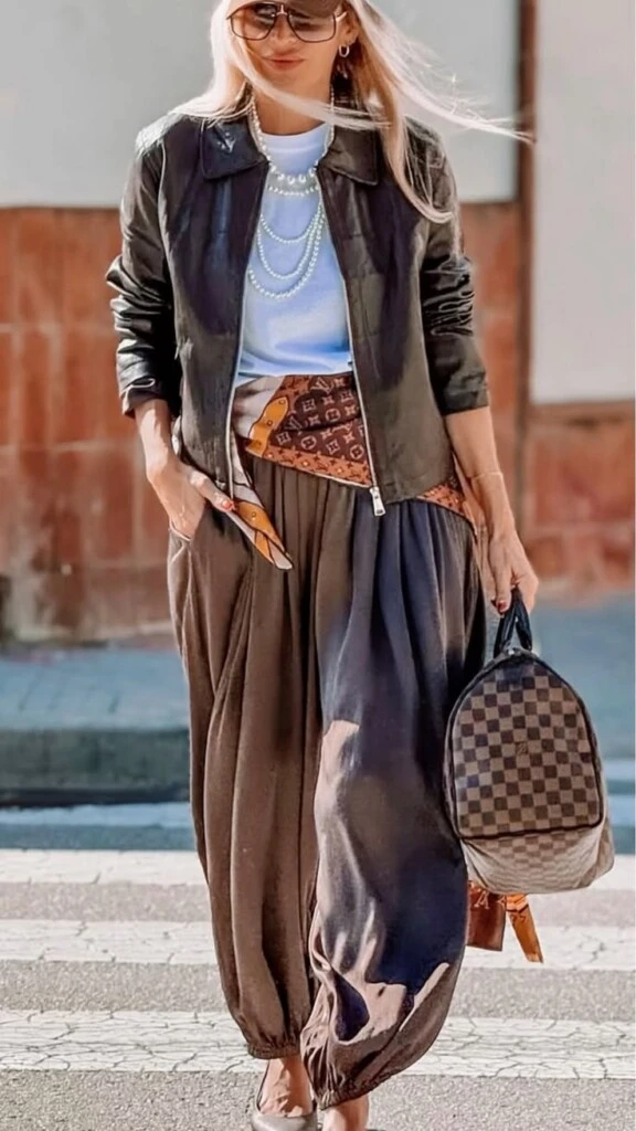 Pantalón globo, el ítem de moda que llega en primavera