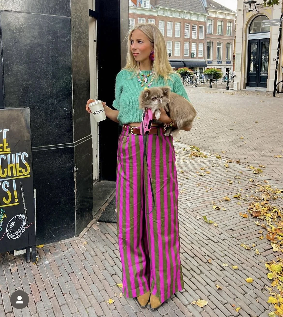 Pantalones rayados, la tendencia más cute de la primavera.
