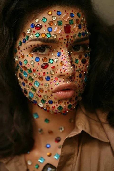 El bedazzling volvió para quedarse.