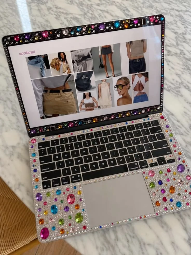 El bedazzling volvió para quedarse.