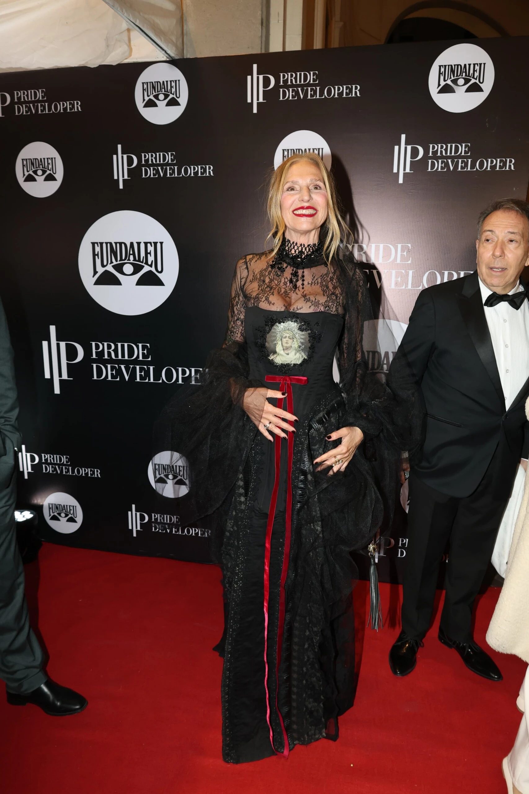 de Juliana Awada a Nicole Neumann, los looks de los famosos en la Gala Anual de Fundaleu