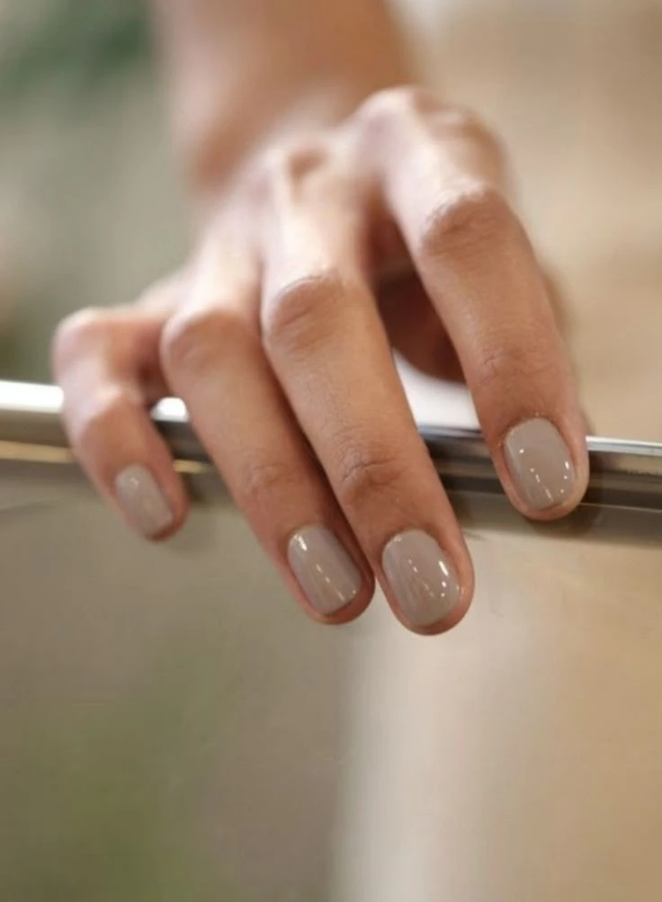 Manicura de primavera: los tonos que reemplazan al nude esta temporada