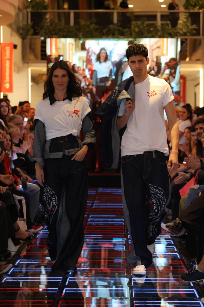 Desfile X la Vida