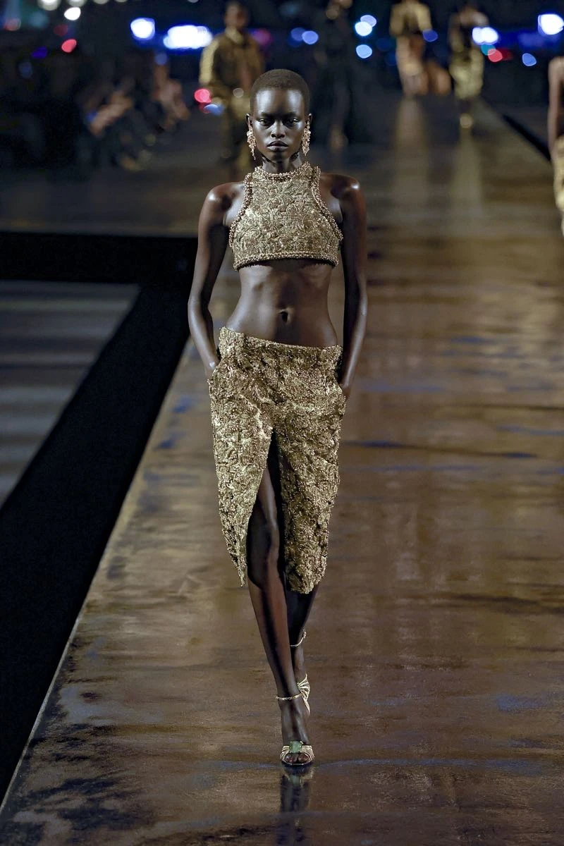  Saint Laurent primavera verano 2027.