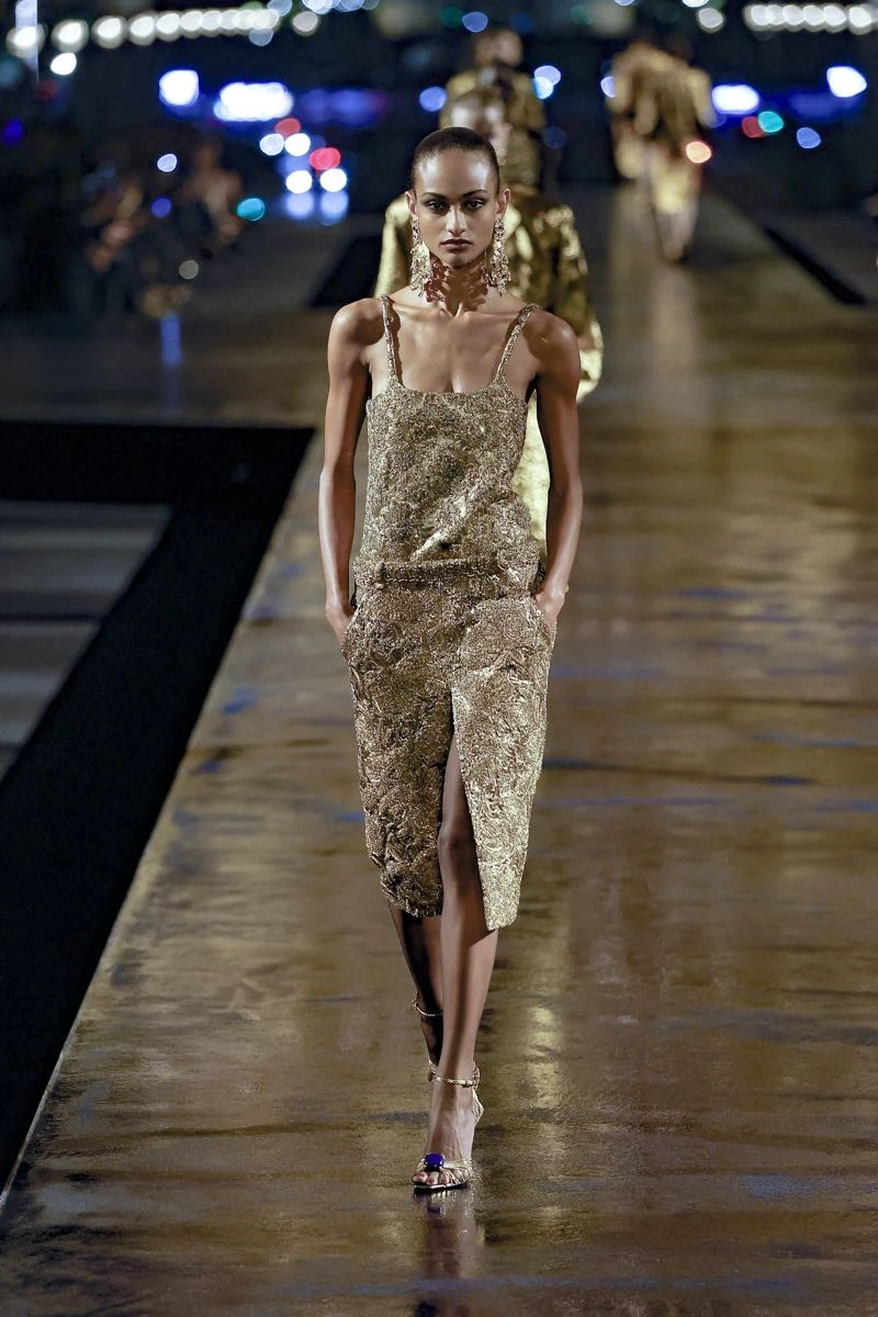  Saint Laurent primavera verano 2027.