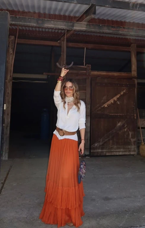 Look María Vázquez.