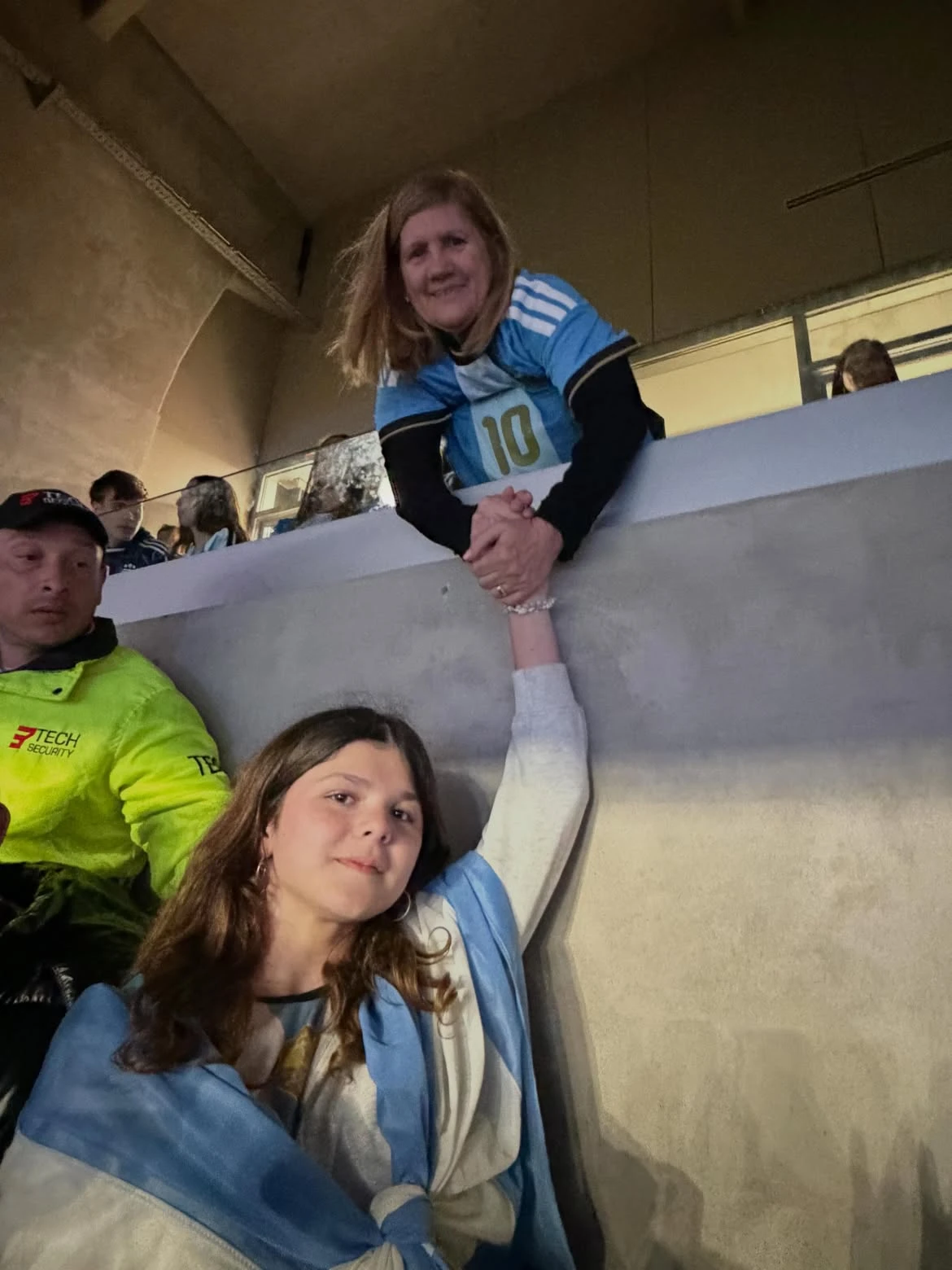 "Qué mujer tan simple, cariñosa y generosa. Viéndola, entendés mucho de su hijo", expresó la periodista.