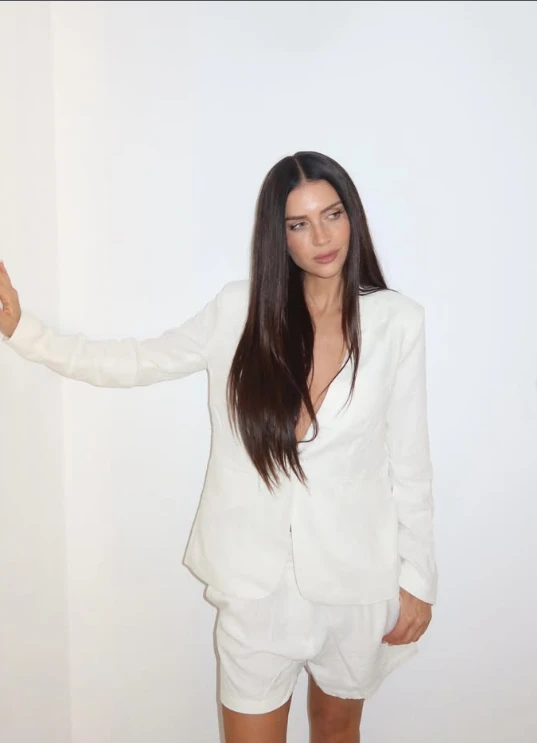 Zaira Nara