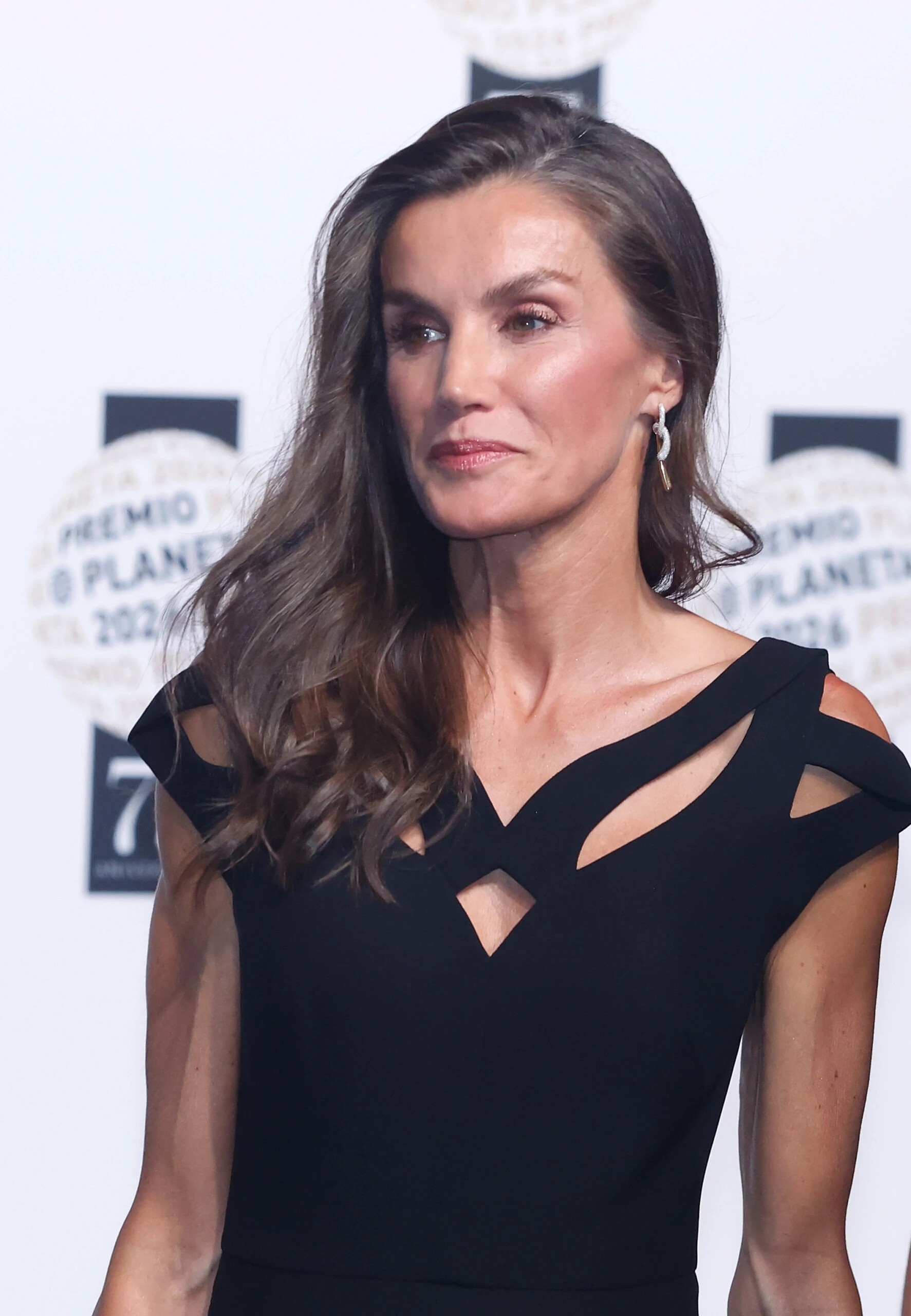 EL rey Felipe VI y la reina Letizia en la entrega de 75º Premios Novel Planeta. 