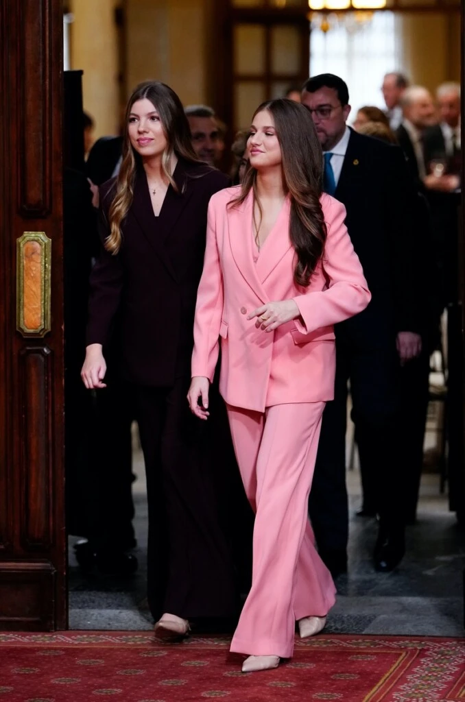 Leonor, Letizia y Sofía mostraron tres maneras de llevar el traje sastre