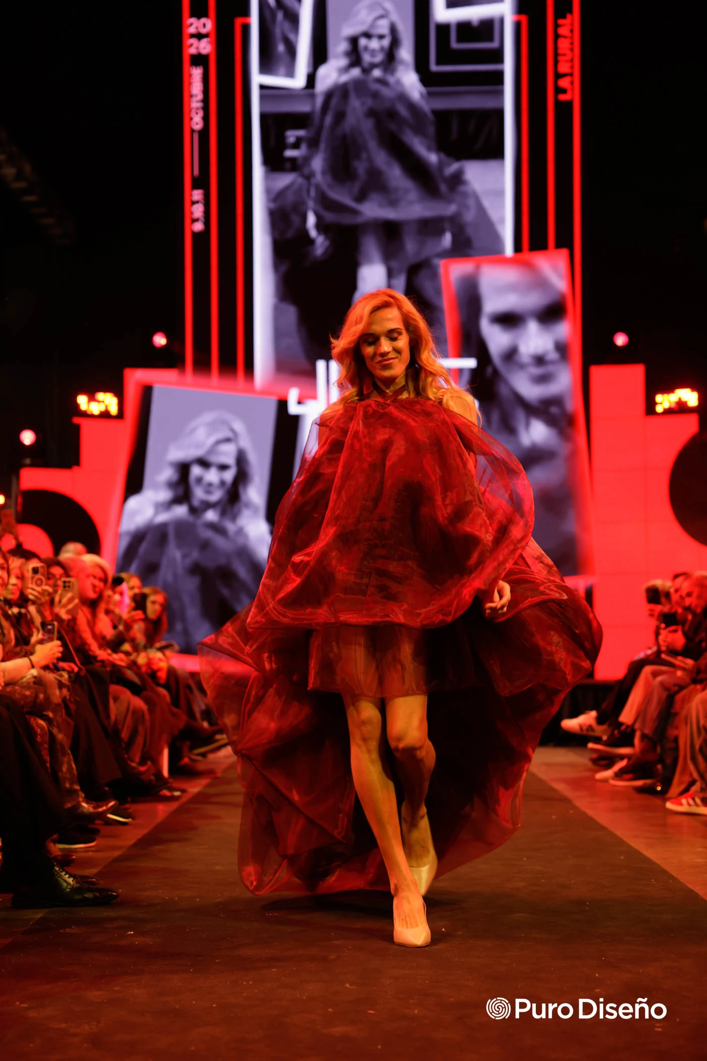 Mariana Genesio Peña en la pasarela de Jitric.