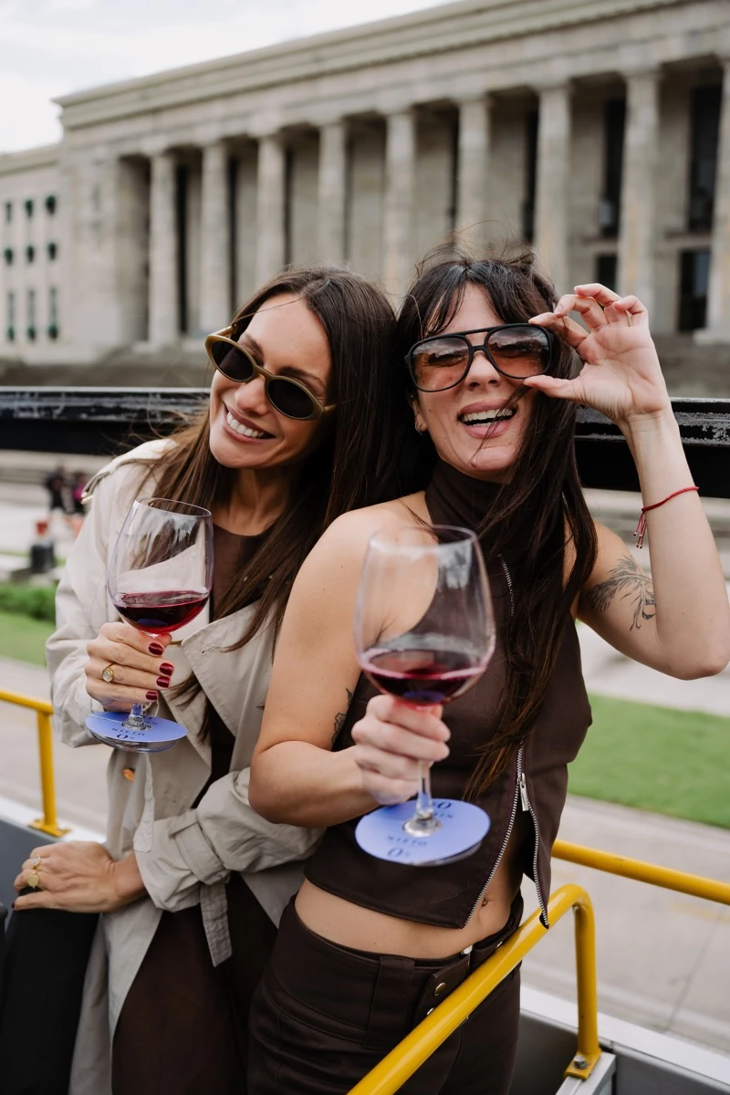 Vidriera: de Pampita a Gime Accardi, los looks de los famosos en una experiencia itinerante por Buenos Aires